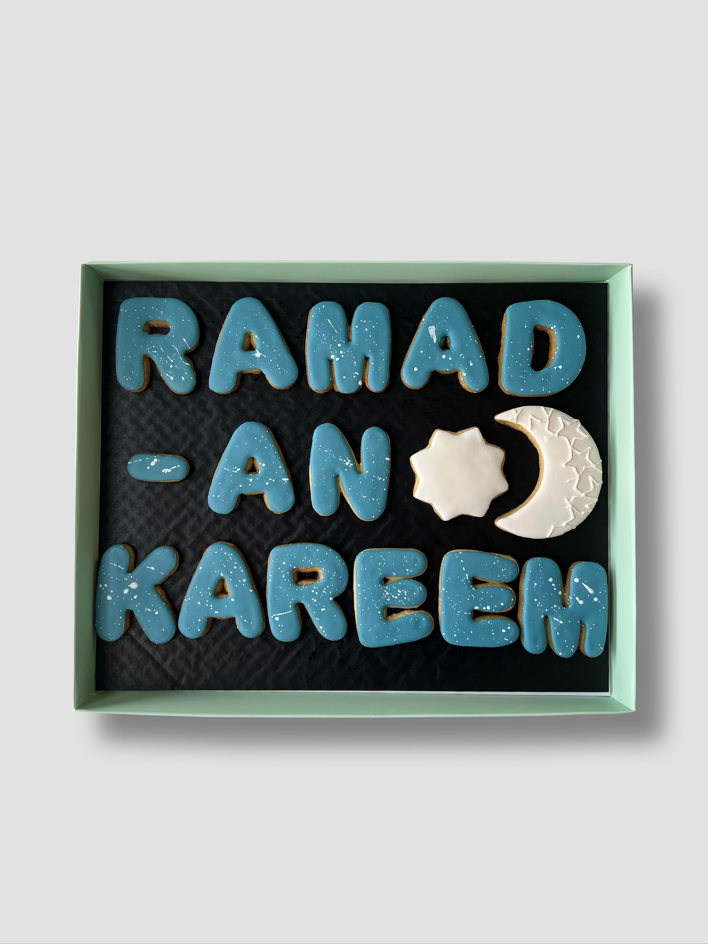Ramadan Kareem - Letter Cookie Box