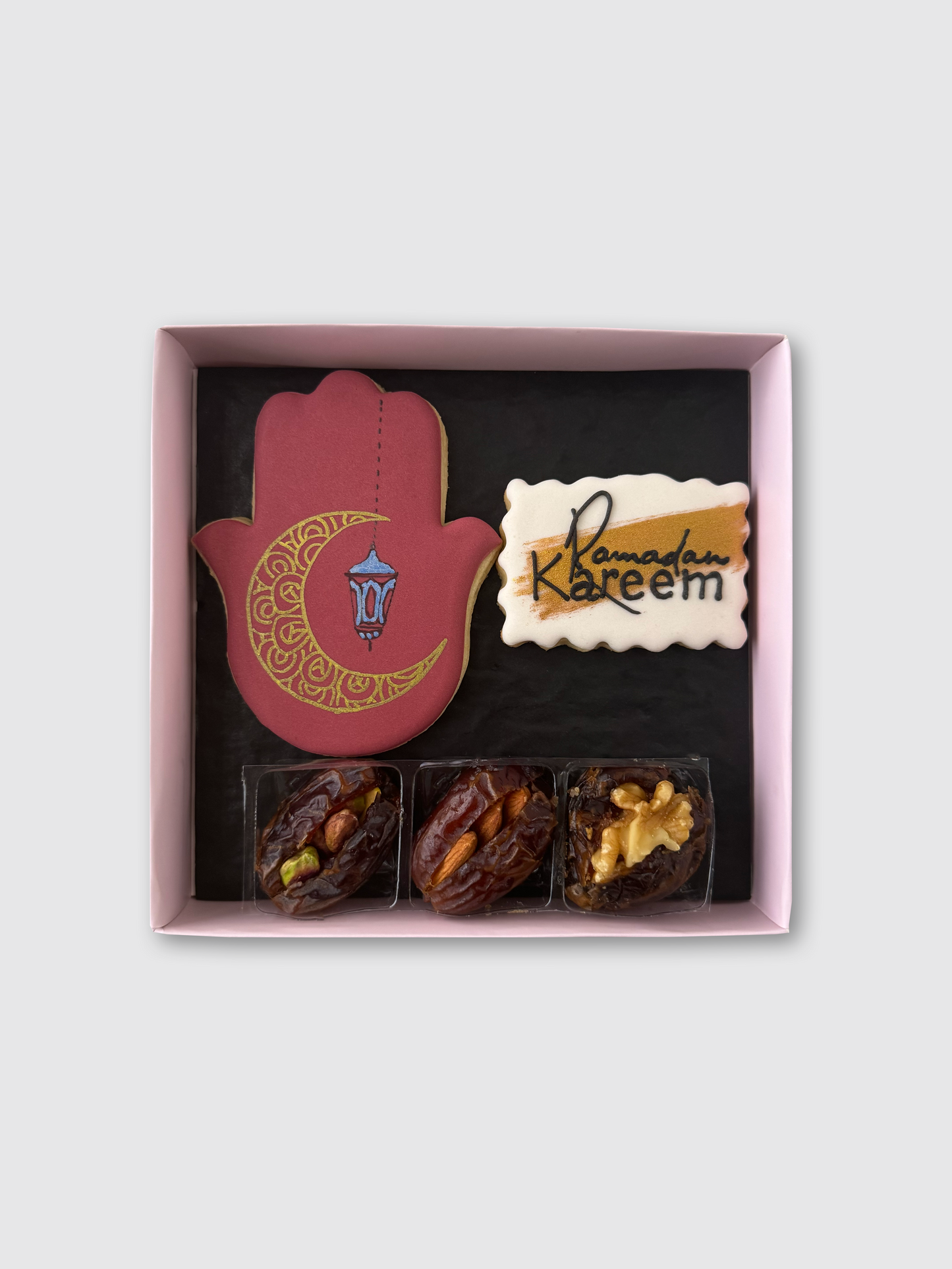 Ramadan Kareem Box With Dates