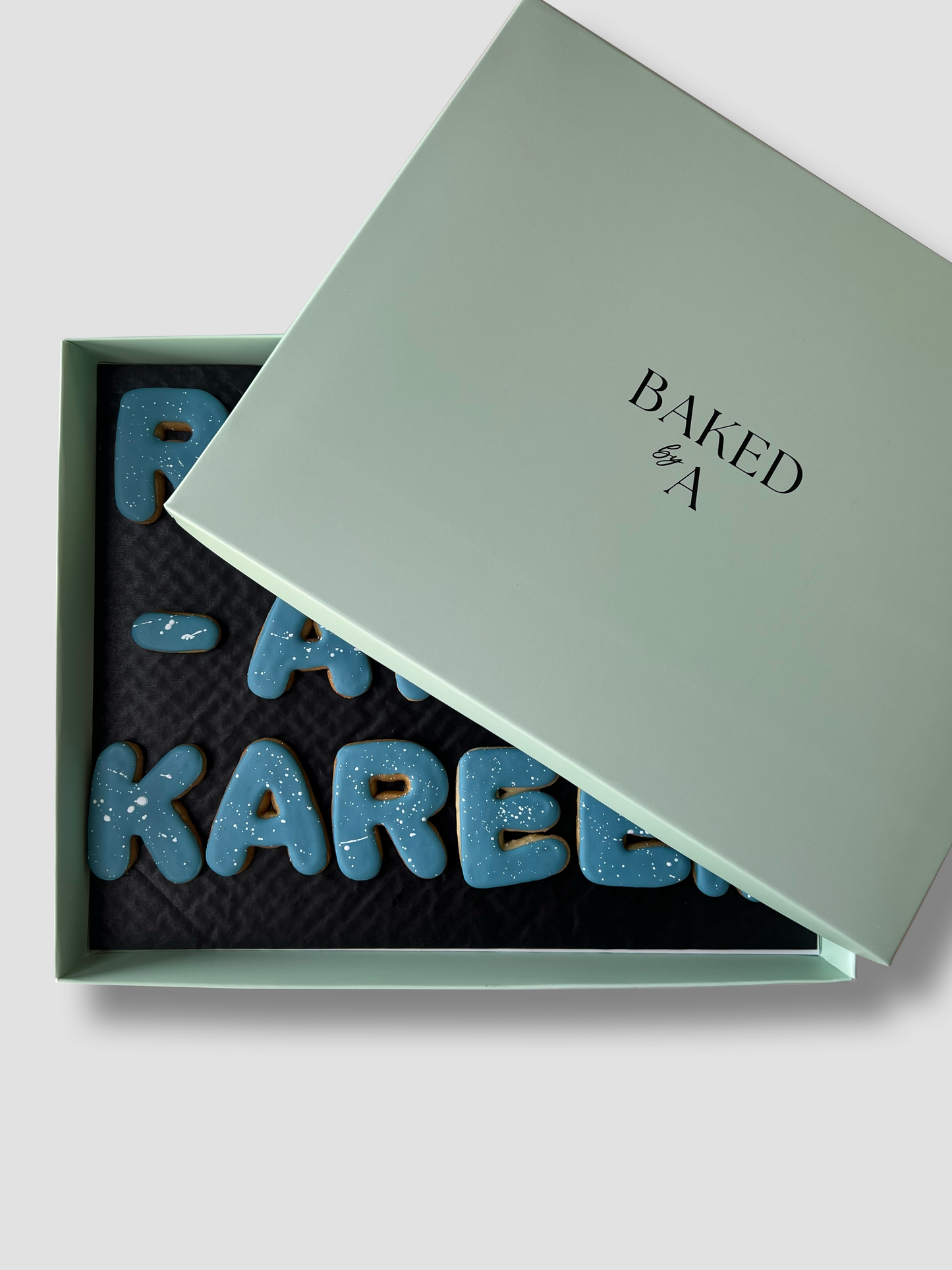 Ramadan Kareem - Letter Cookie Box