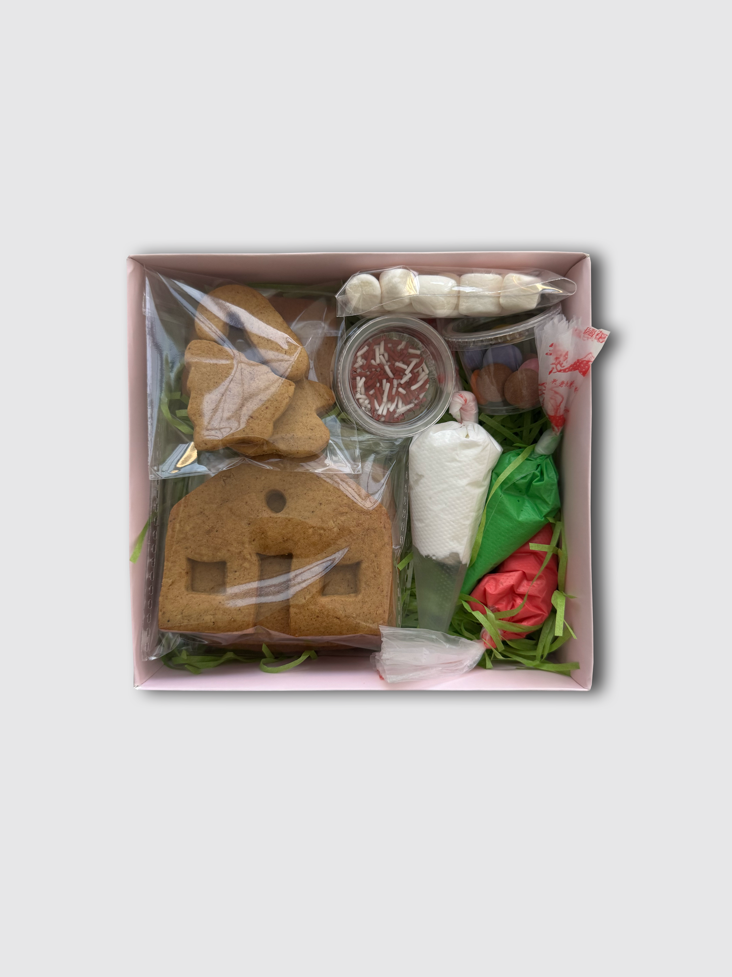 Mini Gingerbread House DIY Kit